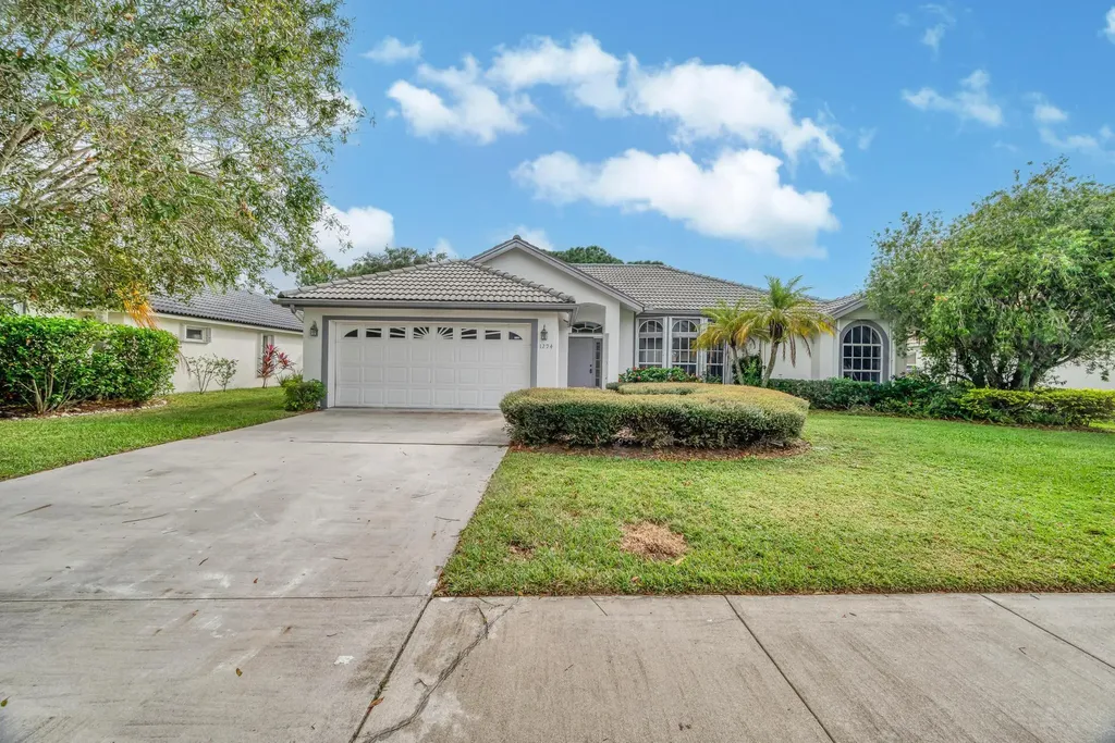 1294 SW Briarwood Drive Port St Lucie FL 34986