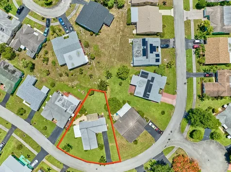 7261 Pine Forest Circle Lake Worth FL 33467