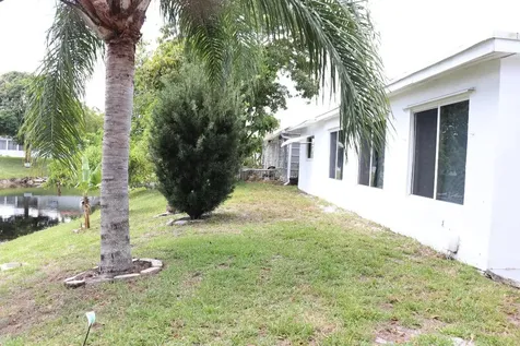 1020 NW 74th Avenue Margate FL 33063