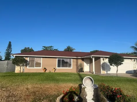 756 SW Del Rio Boulevard Port St Lucie FL 34953