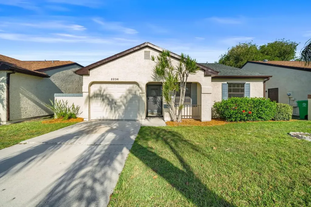 2234 SE Brekenridge Circle Port St Lucie FL 34952
