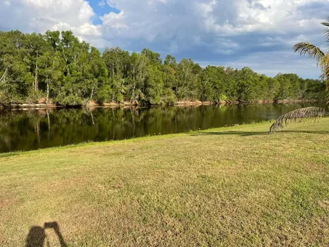 145 SW Hawthorne Circle Port St Lucie FL 34953
