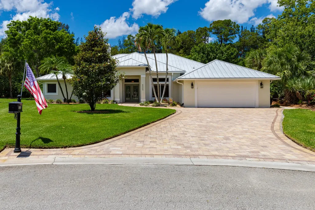 8005 SW Yachtsmans Drive Stuart FL 34997