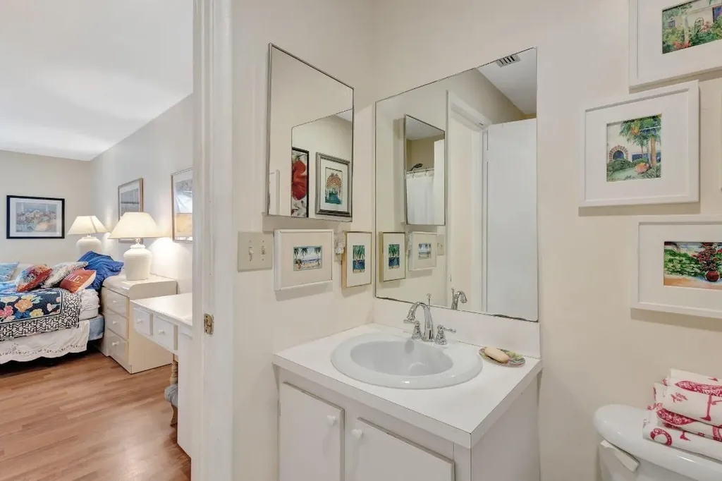 5200 Privet B Place Delray Beach FL 33484