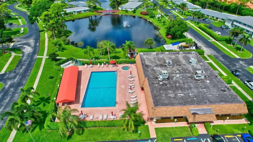 5200 Privet B Place Delray Beach FL 33484