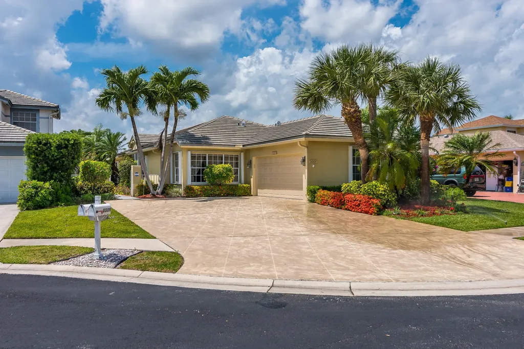 8889 Odell Drive Boynton Beach FL 33472
