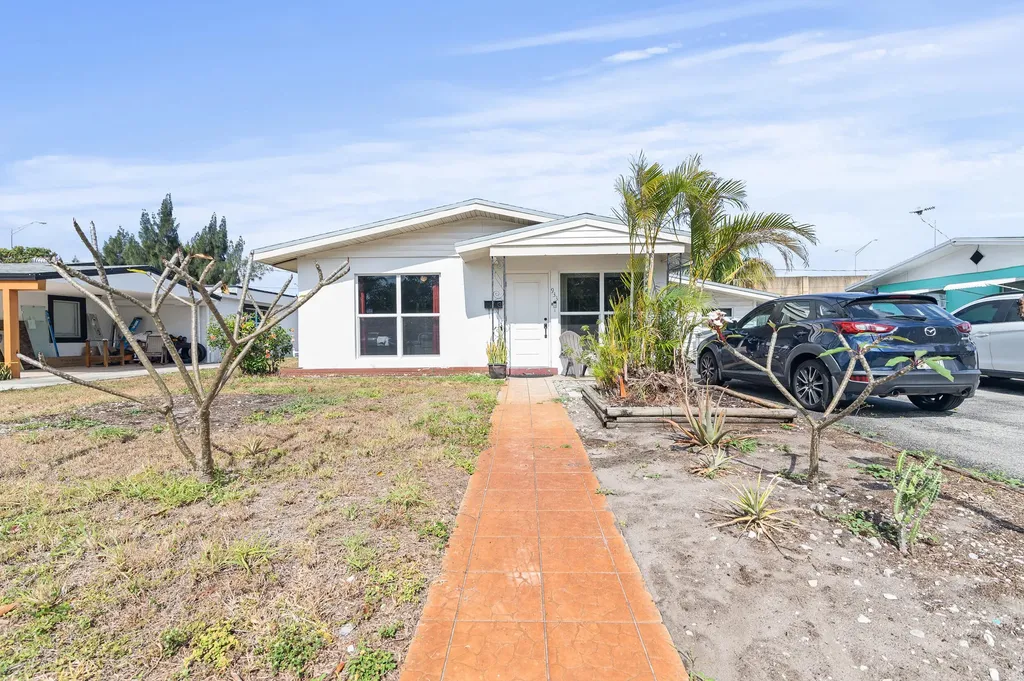 933 S Ridge Street Lake Worth Beach FL 33460