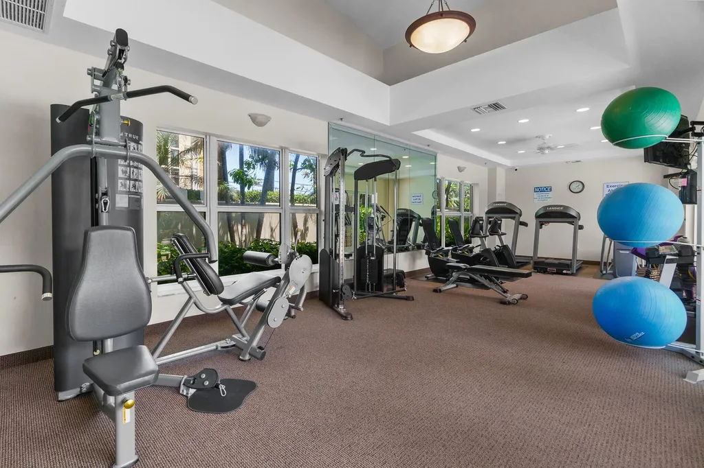 101 SE 20th Avenue Deerfield Beach FL 33441