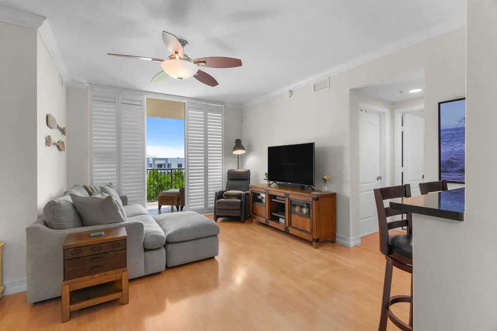 101 SE 20th Avenue Deerfield Beach FL 33441