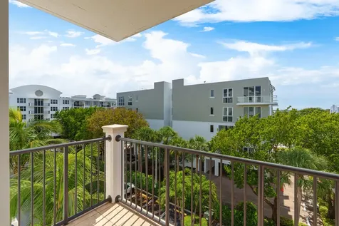101 SE 20th Avenue Deerfield Beach FL 33441