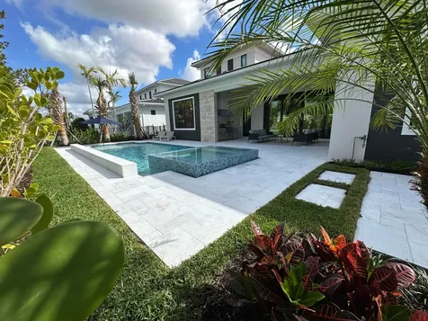 9120 Coral Isle Circle Palm Beach Gardens FL 33412