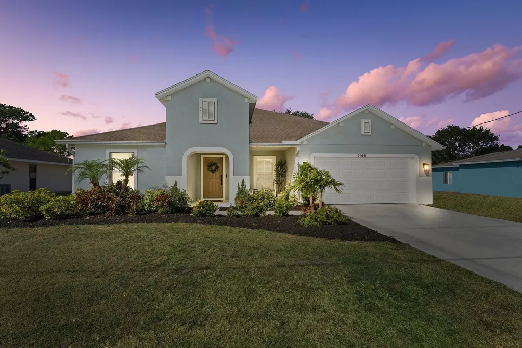 2144 SE Trillo Street Port St Lucie FL 34952