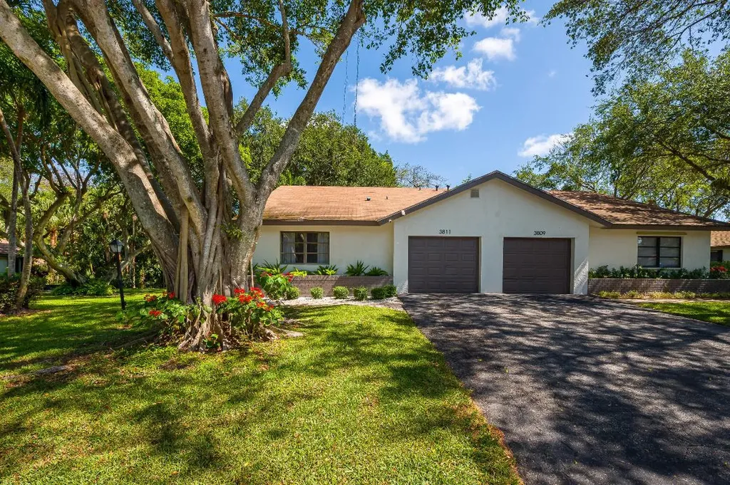 3811 Arelia Drive S Delray Beach FL 33445