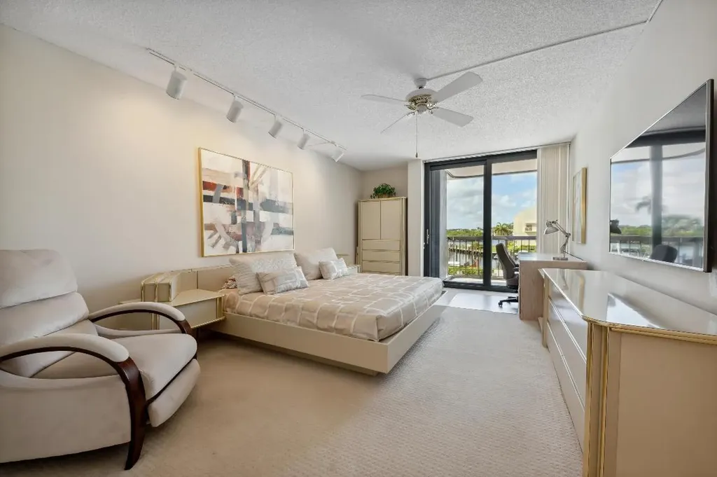 4748 S Ocean Boulevard Highland Beach FL 33487