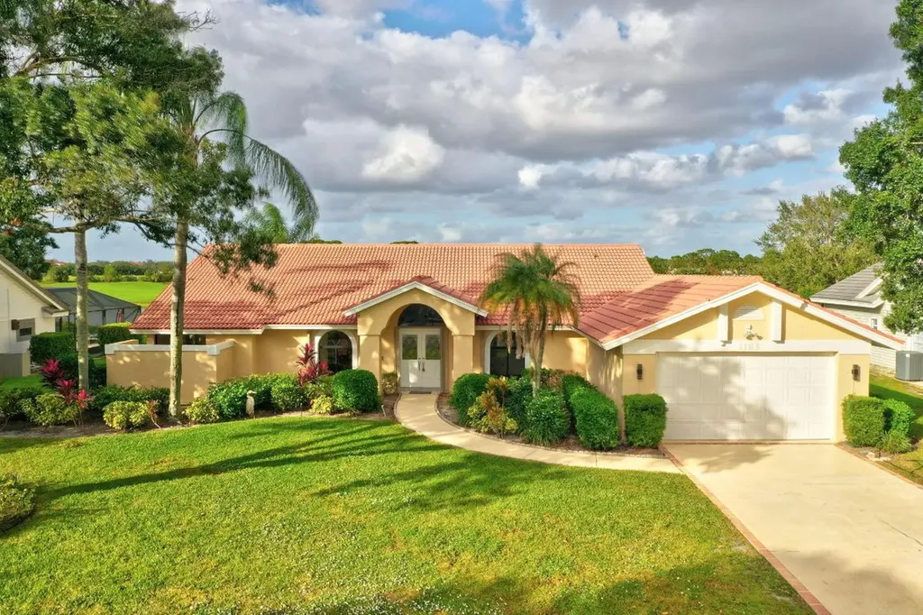 1185 SW Bent Pine Cove Port St Lucie FL 34986