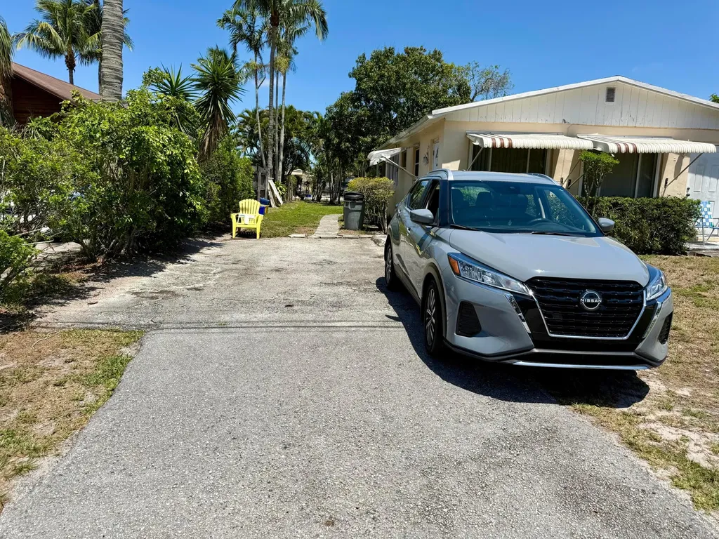 3520 Suncrest Road Lake Worth FL 33467