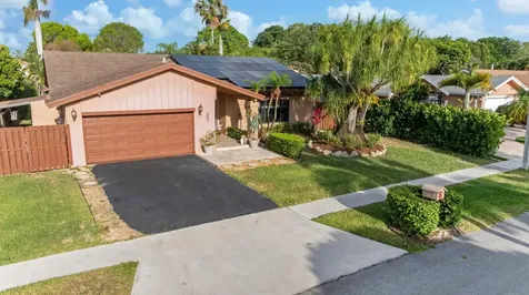 650 NW 48th Avenue Coconut Creek FL 33063