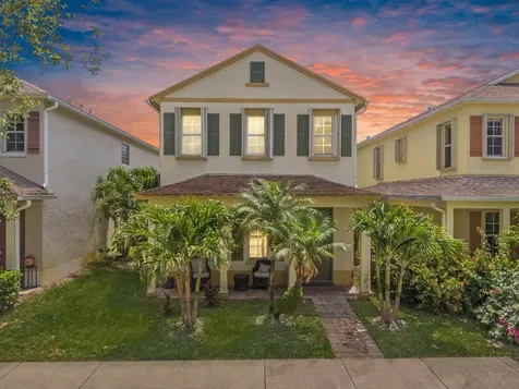 2518 SE Pineland Drive Port St Lucie FL 34952