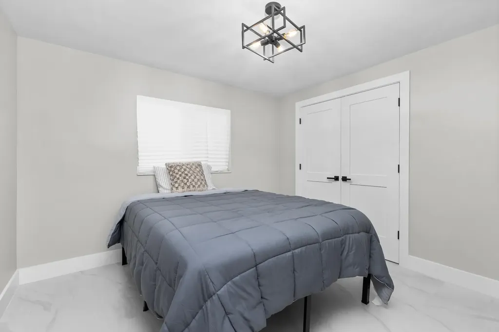 2500 NE 23rd Street Pompano Beach FL 33062