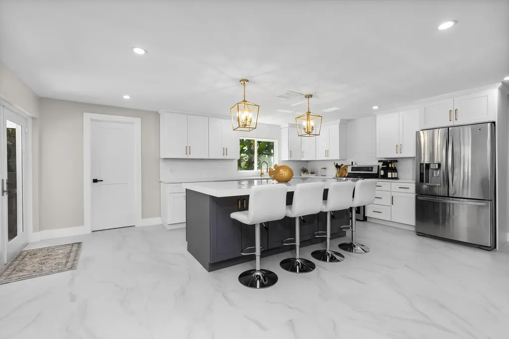 2500 NE 23rd Street Pompano Beach FL 33062