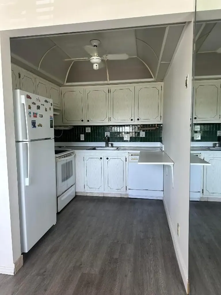 300 Village Green Circle S Palm Springs FL 33461