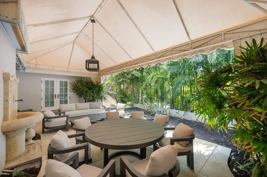 750 S County Road Palm Beach FL 33480