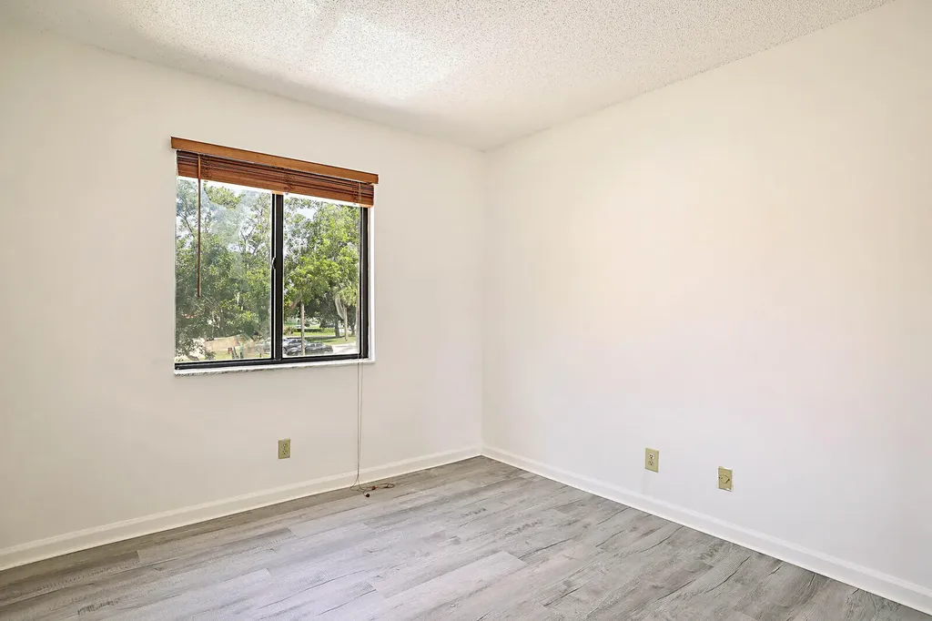 9 Vía De Casas Sur Boynton Beach FL 33426