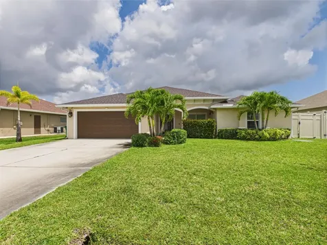 5793 NW Esau Avenue Port St Lucie FL 34986