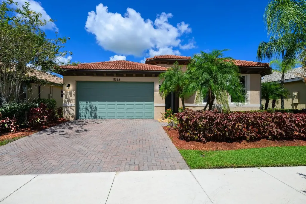 11263 SW Barton Way Port St Lucie FL 34987