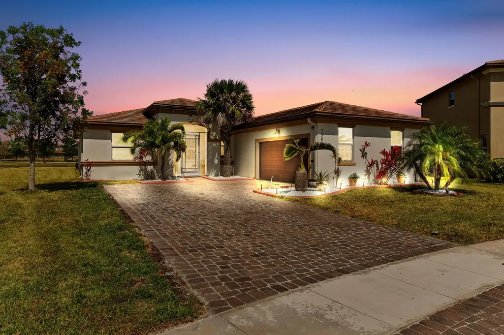 7384 NW Greenspring Street Port St Lucie FL 34987