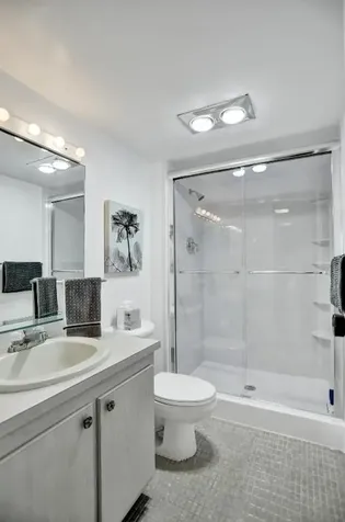 100 Bayview Drive Sunny Isles Beach FL 33160