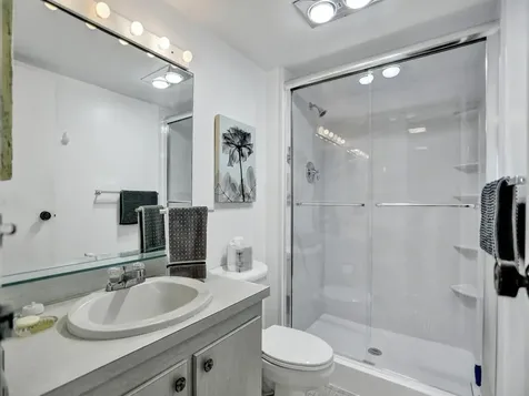100 Bayview Drive Sunny Isles Beach FL 33160