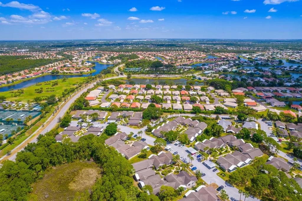 607 NW San Remo Circle Port St Lucie FL 34986