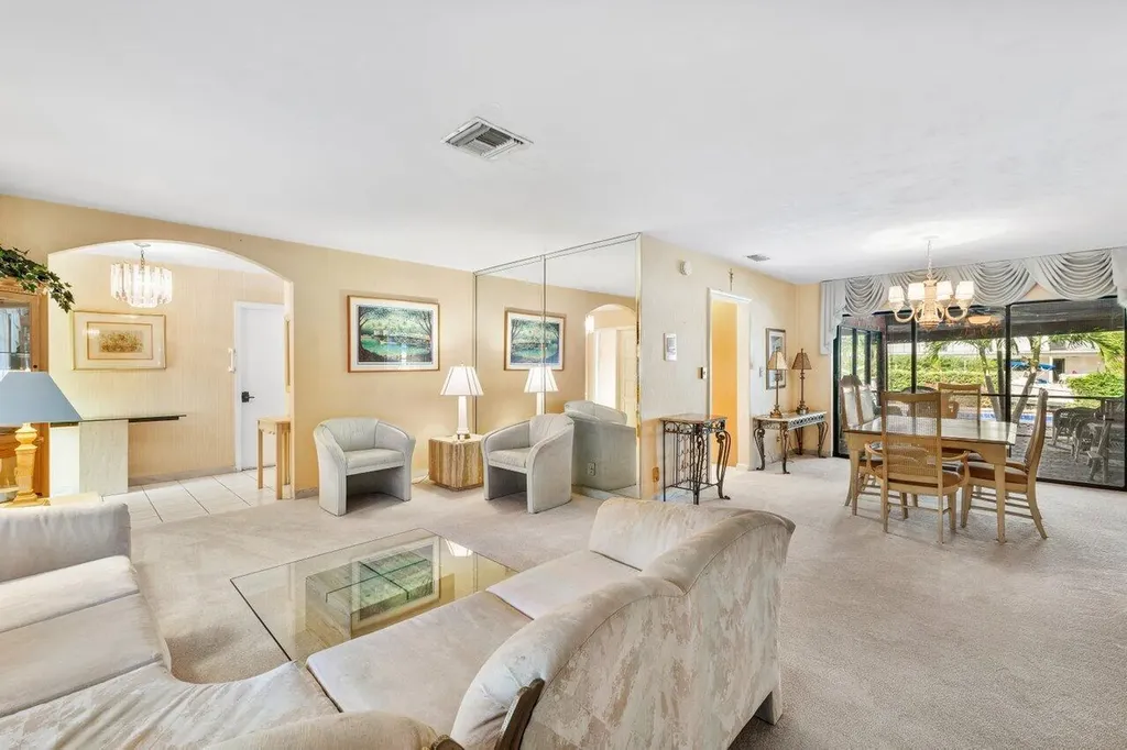 3163 NE 8th Avenue Boca Raton FL 33431