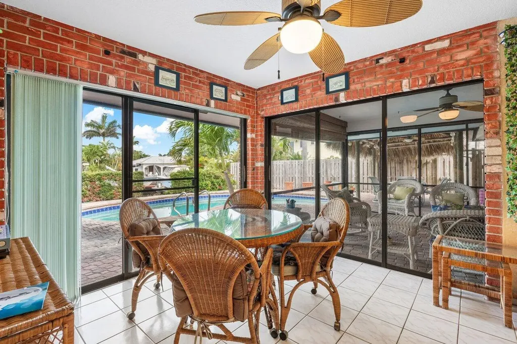 3163 NE 8th Avenue Boca Raton FL 33431