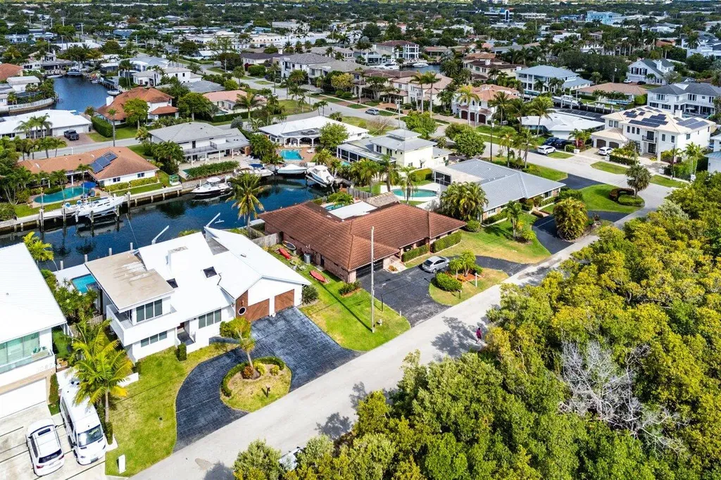 3163 NE 8th Avenue Boca Raton FL 33431
