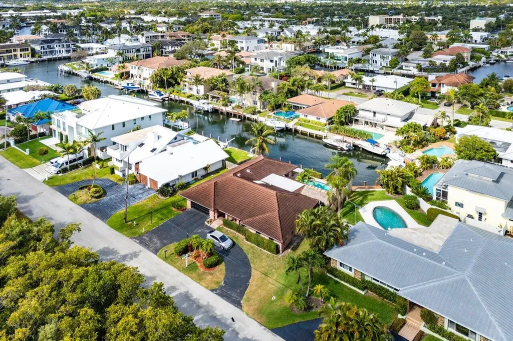 3163 NE 8th Avenue Boca Raton FL 33431