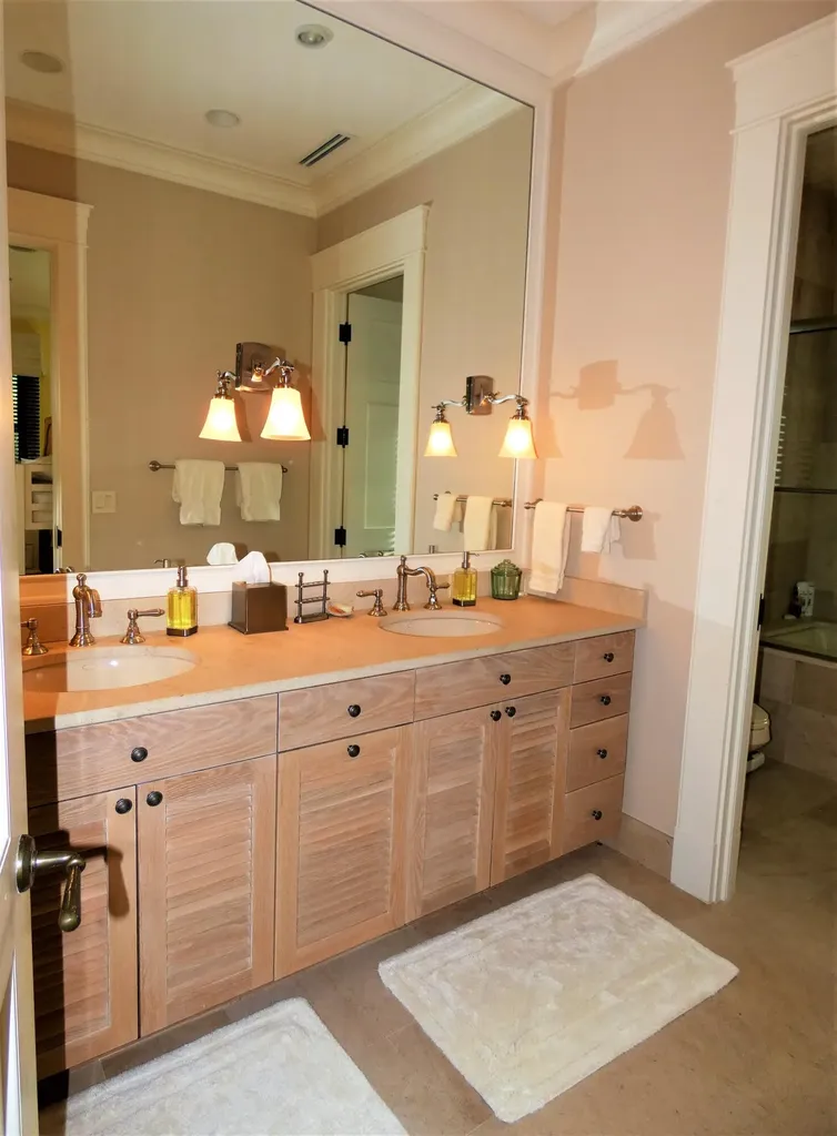 521 S Beach Road Jupiter Island FL 33455