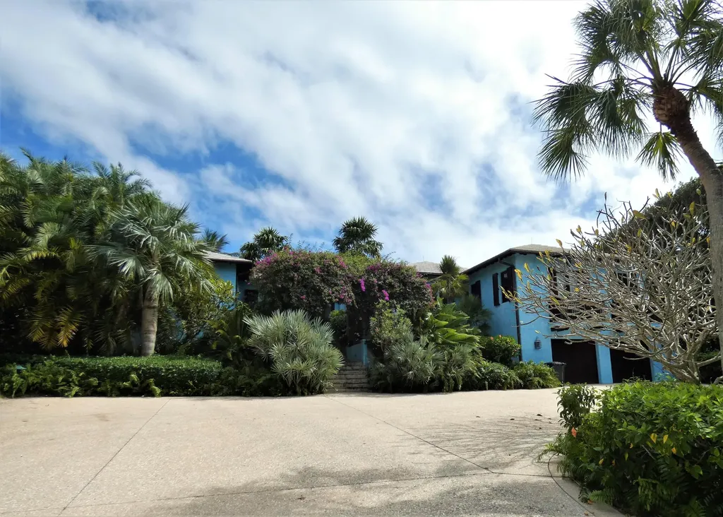 521 S Beach Road Jupiter Island FL 33455