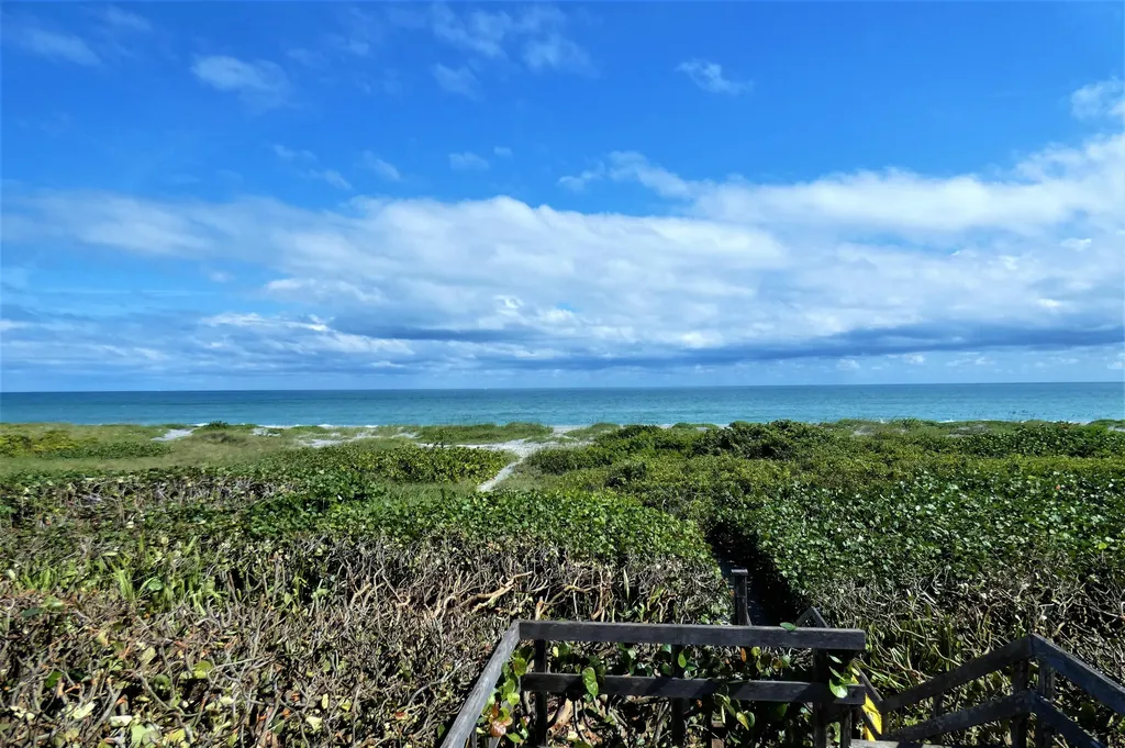 521 S Beach Road Jupiter Island FL 33455