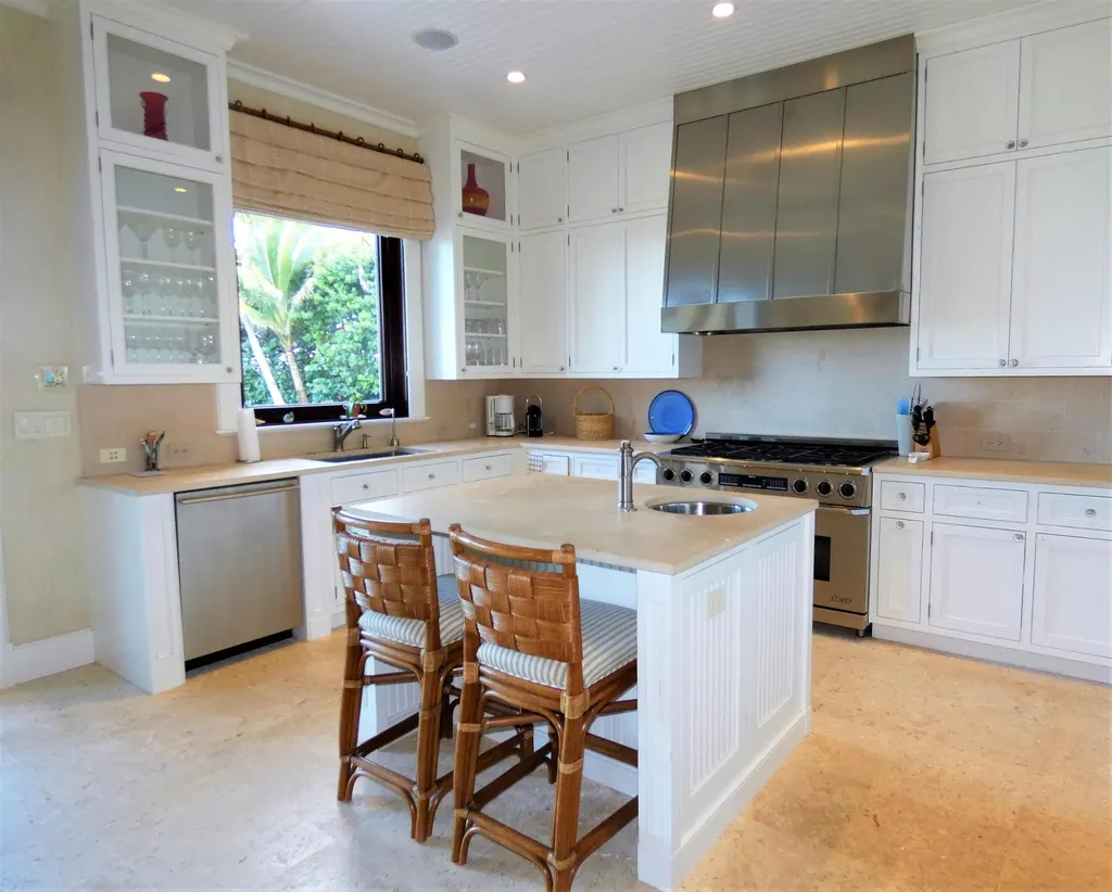 521 S Beach Road Jupiter Island FL 33455