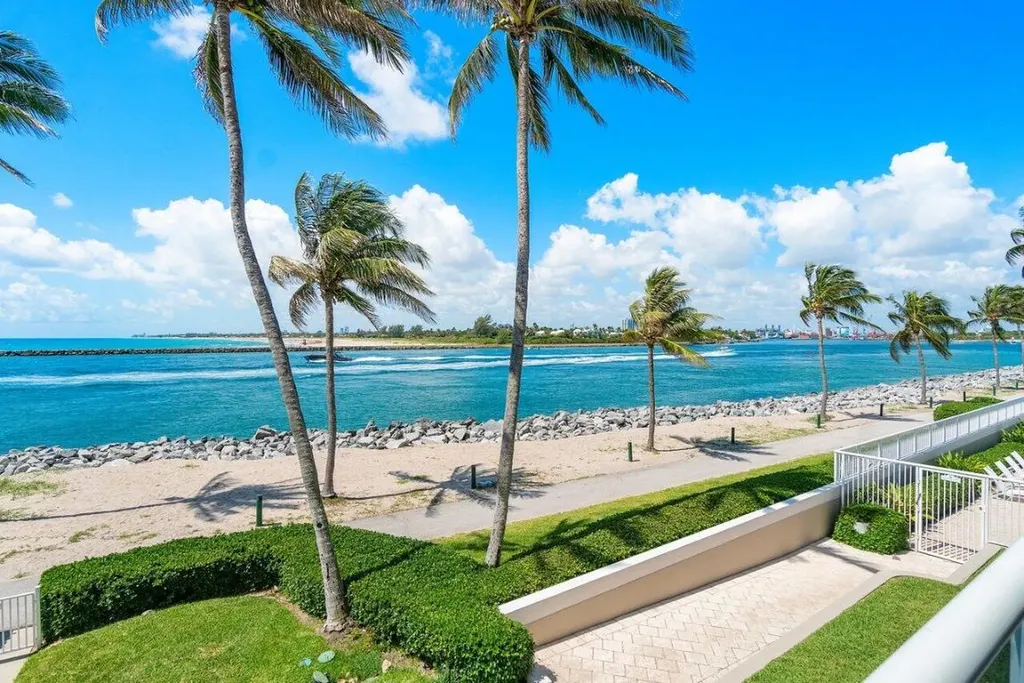 120 Inlet Way Palm Beach Shores FL 33404