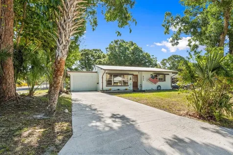 602 S 15th Court Fort Pierce FL 34950