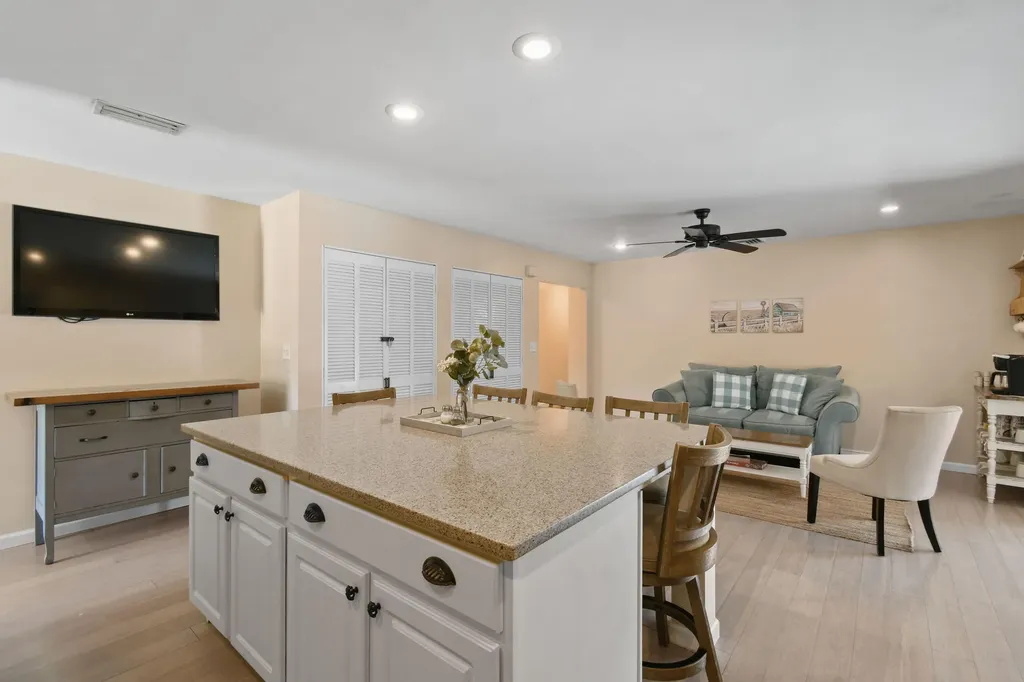 15739 N 75th Way N Palm Beach Gardens FL 33418