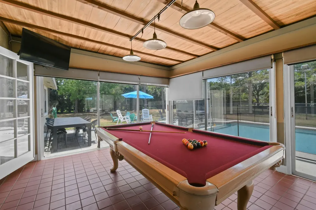 15739 N 75th Way N Palm Beach Gardens FL 33418