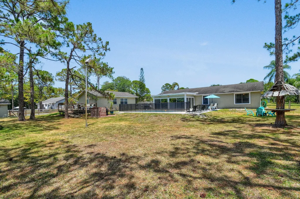 15739 N 75th Way N Palm Beach Gardens FL 33418