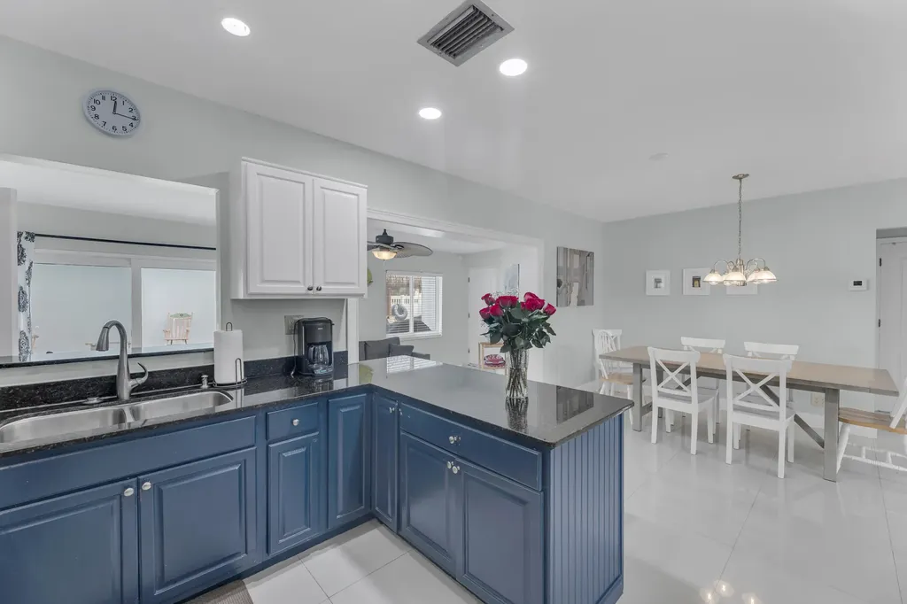 348 SE 18th Avenue Deerfield Beach FL 33441