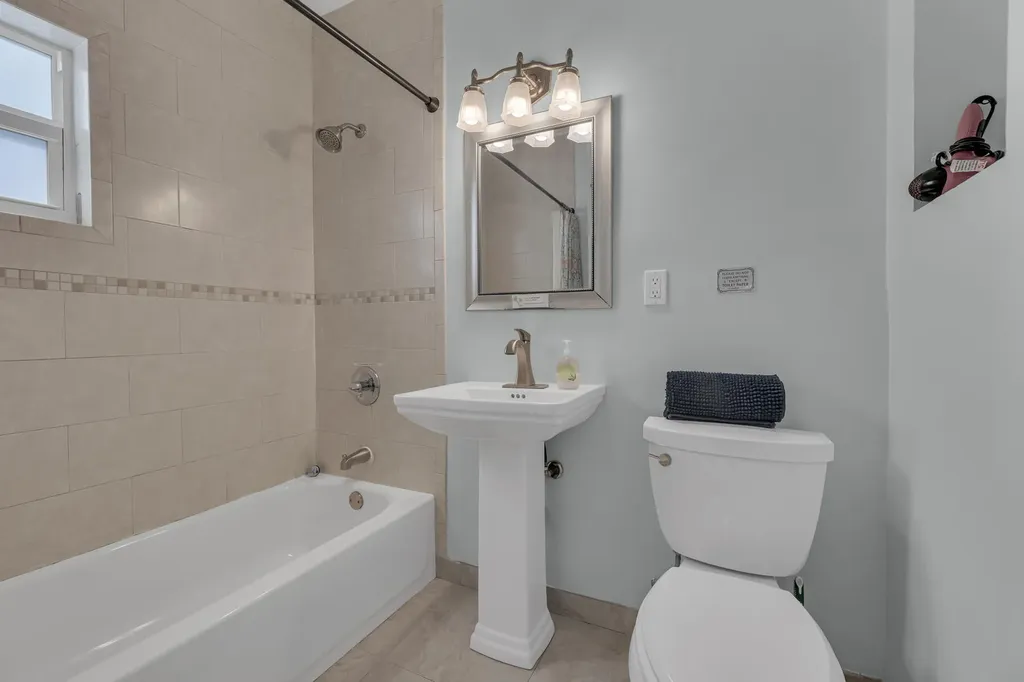 348 SE 18th Avenue Deerfield Beach FL 33441