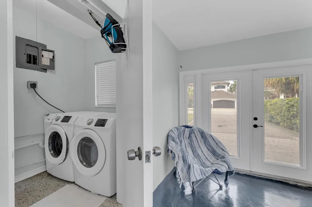 348 SE 18th Avenue Deerfield Beach FL 33441