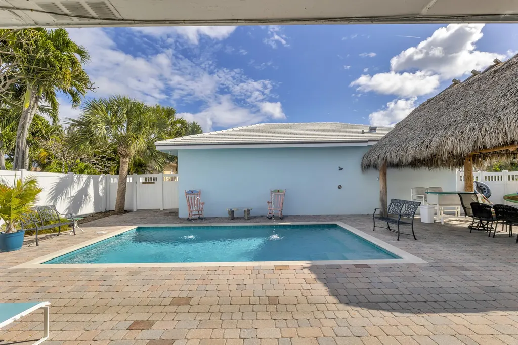 348 SE 18th Avenue Deerfield Beach FL 33441